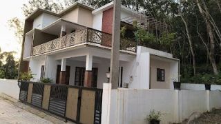 Exquisite New House for Sale in Chottanikkara - Gated Community Living
