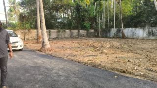 5.85cent plot for sale in chakkumarassery, north paravur