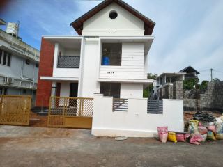 4BHK House for Sale, Mulanthuruthy, Ernakulam - 1700 Sqft Villa