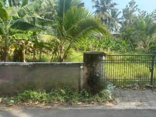 Residential Land for sale in Kuttumuck near Main road, Thrissur