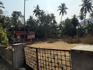 Residential plot for sale- 17.5 cent in Nehru Nagar, kuriachira Thriss