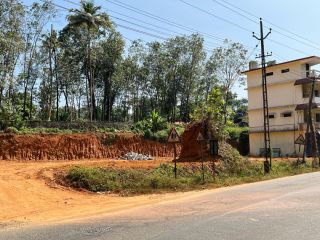 Plots for Sale suitable for Commercial & Domestic Purposes; 20-cent or 20+20-cent plots available