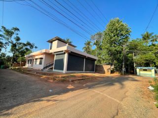 Two shop space and large first floor commercial area