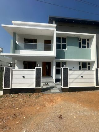4 BHK 3 Newly built Houses For sale in Mannuthy, Thrissur.