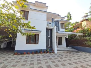 POURNAMI, Resale, 9 cent, 3bhk, 1650 sqft