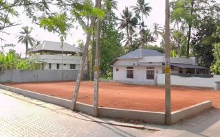 Prime Commercial Plot Near NH66. Reachable to Aster Medicity and Amrita Hospital