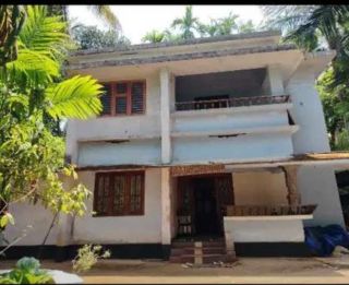 4 BHK HOUSE AND 16 CENT LANK