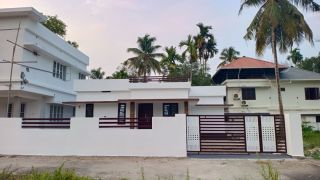 850 sqft single story house in 5 cent for sale at Cherthala near NSS colllege
