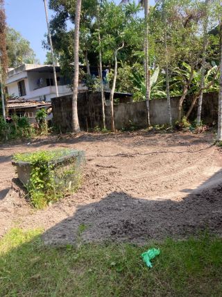 10.47 Cent Residential Land for Sale – Pazhaveedu, Alappuzha (Alleppey), Kerala
