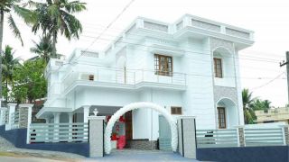 6 BHK  House for Sale in Aluva, Ernakulam