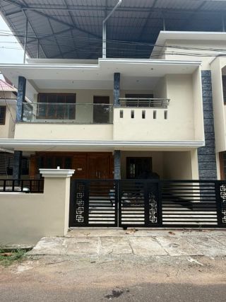 Premium 4 BHK New House for Sale in Kuttur, Thrissur| Real Estate Thrissur