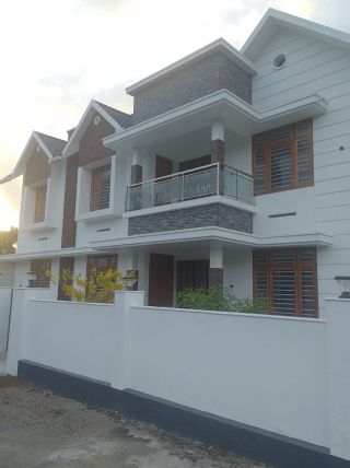 Premium 4 BHK New House For sale in Perambra,Chalakudy, Thrissur. Real Estate Thrissur.
