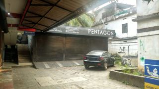 Roadside commercial shop rooms for sale at Balussery Mukku, Kozhikode