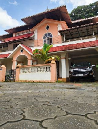 4 BHK House For Sale in Velappaya Near Main road, Thrissur.