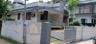 House 2BHK for rent Panniyankara Byepass road