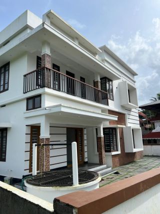 Brand New 4 BHK House For Sale in Kolazhy, Thrissur.