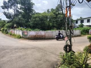 ? PREMIUM CORNER PLOT FOR SALE – ALANGAD, ERNAKULAM ?