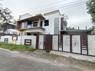 10 Cent with beautiful house for sale in Pathirappally