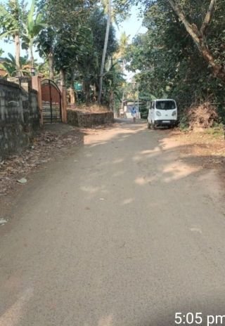 Residential plot. Prime location. Square plot. Convertedl land