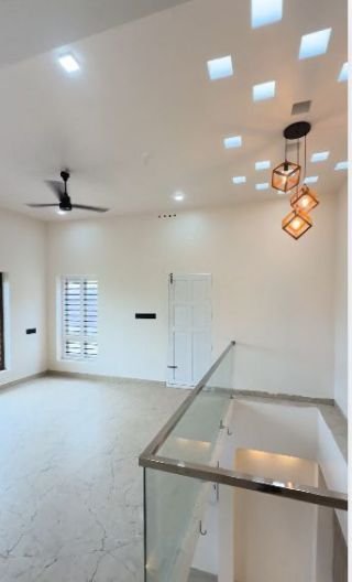 4 bhk House of 3000sqft for sale in Kuttoor, Thrissur.