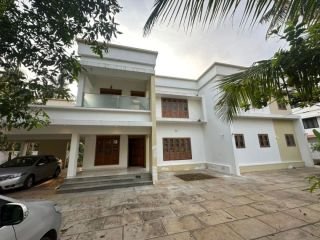 Luxury 4 BHK New House- 4500 sqft for sale in Kuttanellur, Thrissur