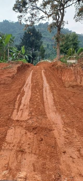 Land ideal for resorts in Kakkadam poyil