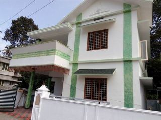 VC847 , 1500 sq.ft 3bhk house in Chottanikkara , Ernakulam.