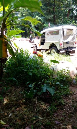 5 cent square plot in keralapuram perumpuzha road