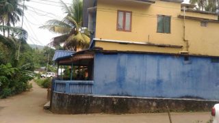 ready to occupy house in 7.5 cents for immediate sale in thanipadam,thrissur on highway