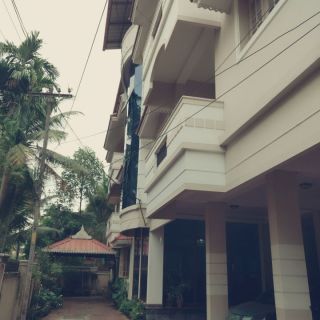 2bhk,methassery,near chambakkara gurumandapam,maradu