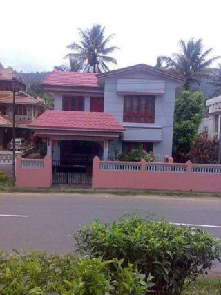 10 cent with 2 floor concrete house at vandiperiyar, kumily, idukki