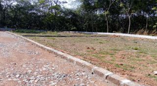3,4,5 cents of house plots in Chottanikkara