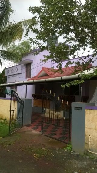 Independent 2 BHK house for sale in Palghat town