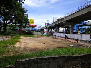 23 cents Prime property at Edapally on the NH from Ernakulam to Alwaye for sale