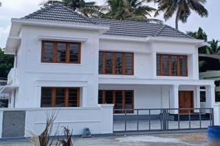 4 BHK new House for sale in Mission Quarters,Kuriachira Thrissur