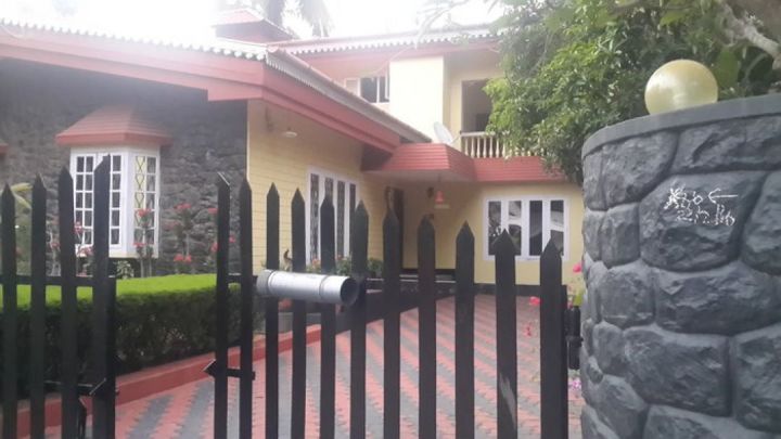 KURIYICHIRA NEHRU NAGAR 2800 BHK HOUSE