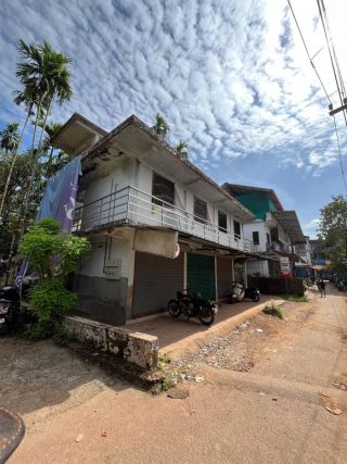 building for sale in narikkuni