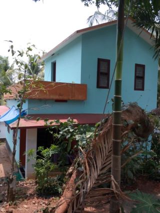 3 cent of plot with 3 bhk upstair house for sale in chevayur near bhavan's school calicut