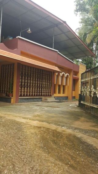 land and house for sale in pathanamthitta
