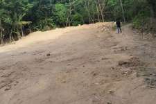 Residential Plots available near Vadakkencherry Town.