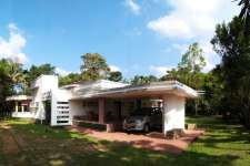 Estate Bungalow in Mundakayam