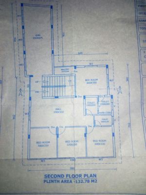 6 cent land and 1300sqcomercial and1300sq resi building