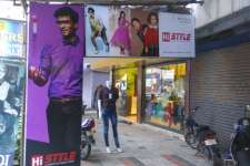 400 sq feet running mens wear readymade shop for sale