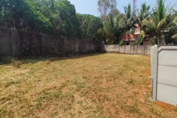 7.5 to 14 cent plots for sale in Nellikunnu, Main road,Thrissur