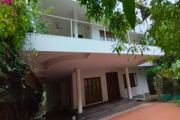 4 BHK house for sale near Aswini hospital Patturaikkal, Thrissur.